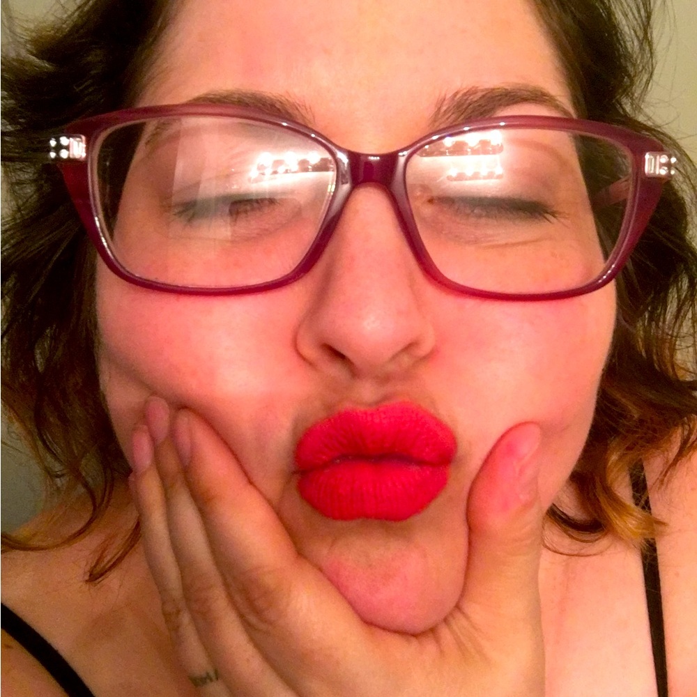 Meet your Posher, Amanda